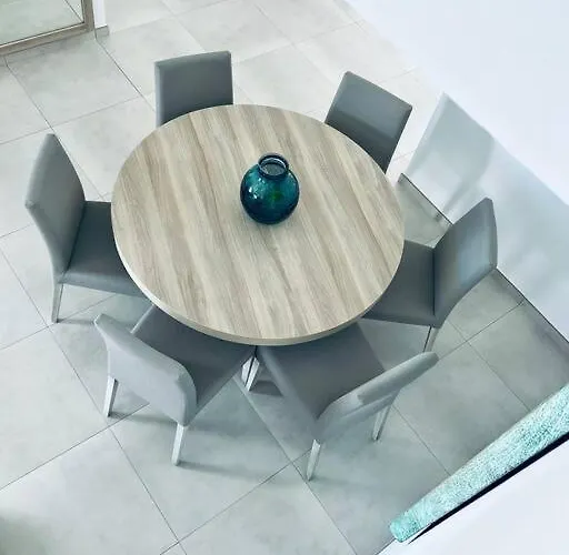 Fashion Iriome Villa