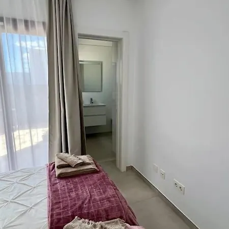 ヴィラ Fashion Iriome プラヤ・ブランカ