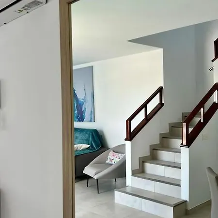 ヴィラ Fashion Iriome プラヤ・ブランカ