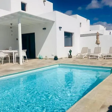 ヴィラ Fashion Iriome